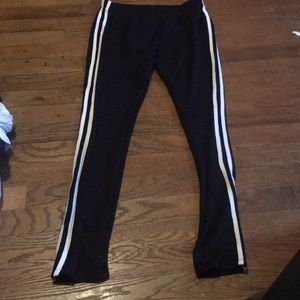 black leggings wth white stripes